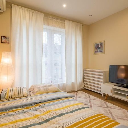 Modern 2 Bedroom Apartment Next To Vitosha Str. Sofie Exteriér fotografie