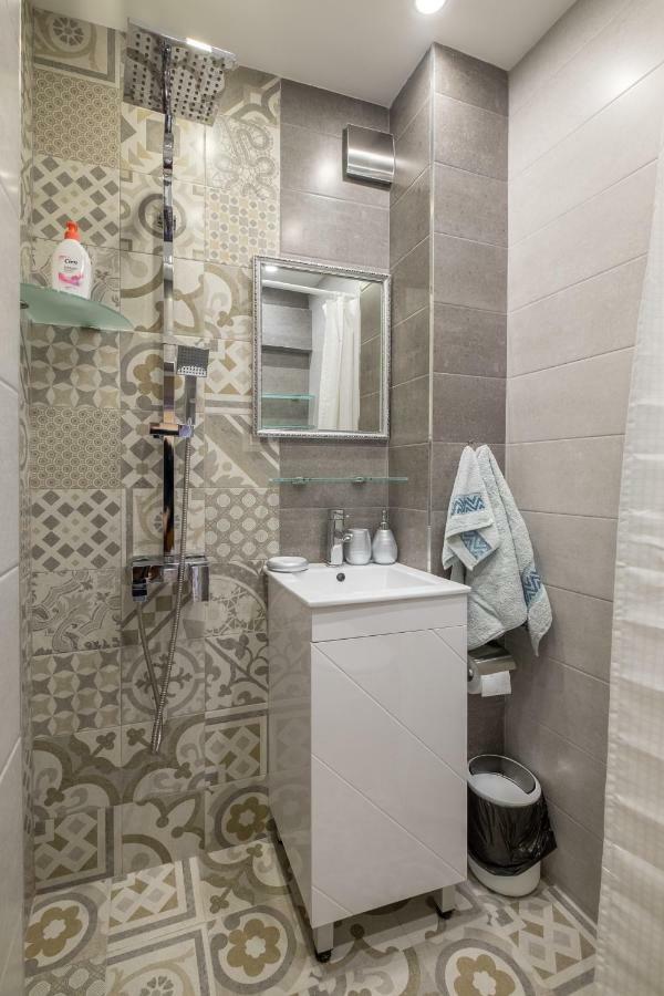 Modern 2 Bedroom Apartment Next To Vitosha Str. Sofie Exteriér fotografie