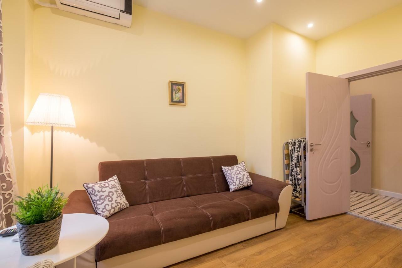 Modern 2 Bedroom Apartment Next To Vitosha Str. Sofie Exteriér fotografie