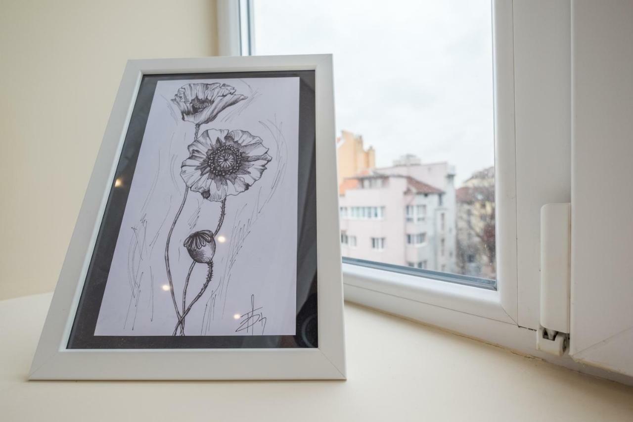 Modern 2 Bedroom Apartment Next To Vitosha Str. Sofie Exteriér fotografie